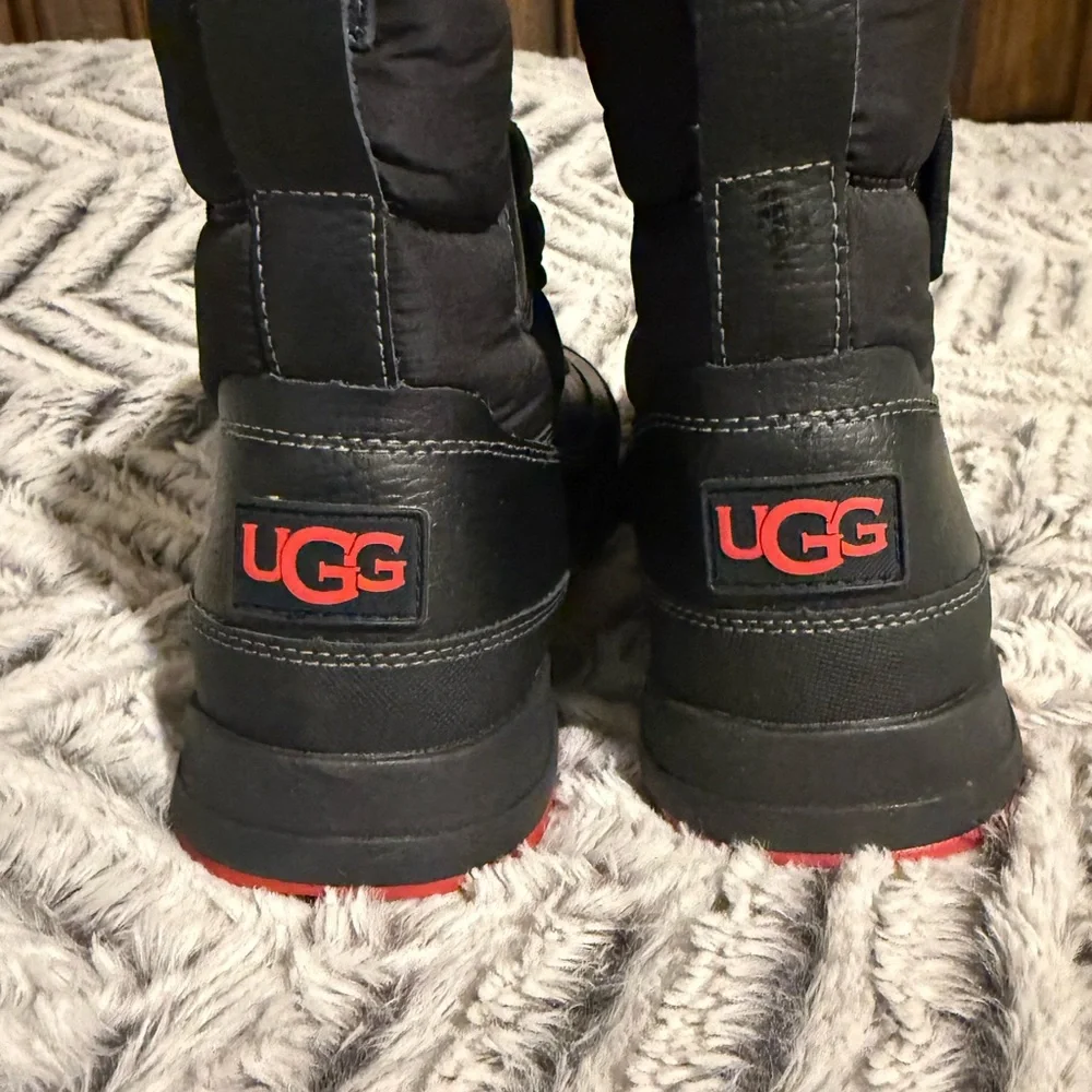 UGG Taney Weather Boots - Picture 4 of 8